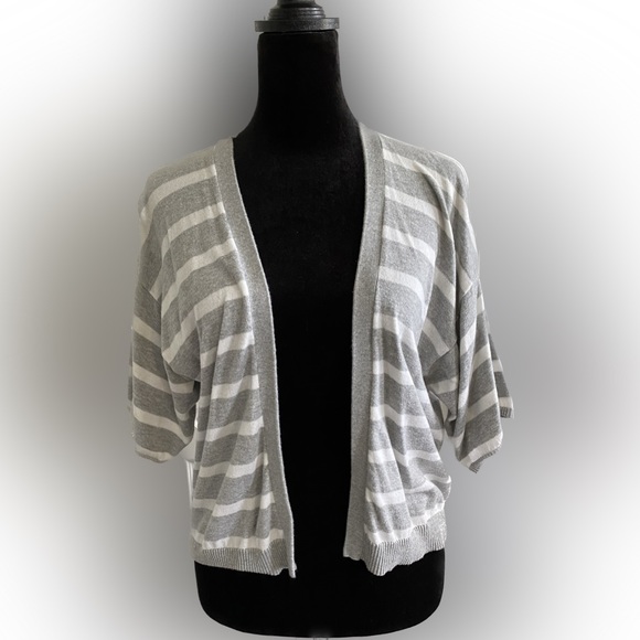 Old Navy Short Sleeve Striped Knit Cardigan - Size Medium - Picture 1 of 7